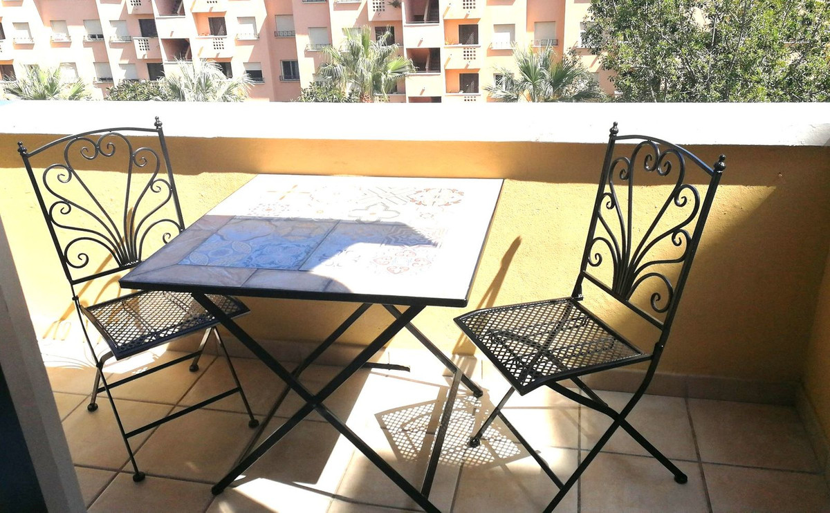 1 Bedroom Penthouse Apartment For Sale Marbella
