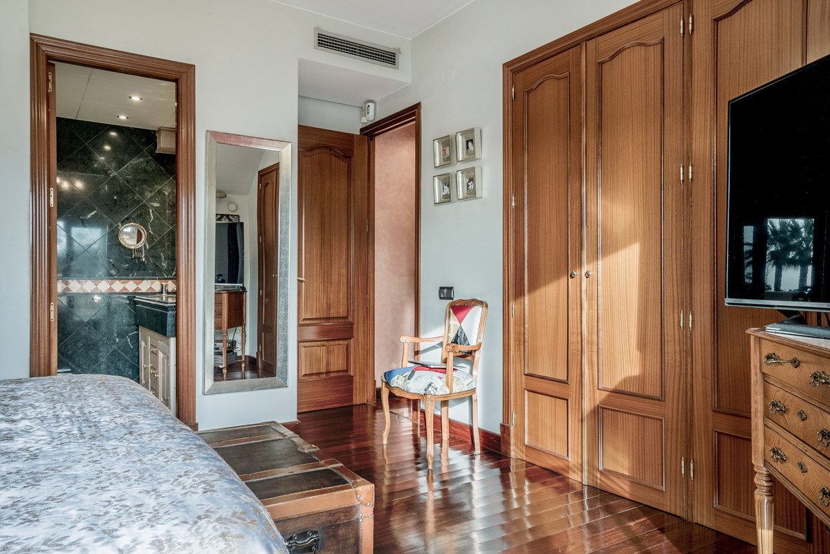 Appartement te koop in Nueva Andalucía R4653781