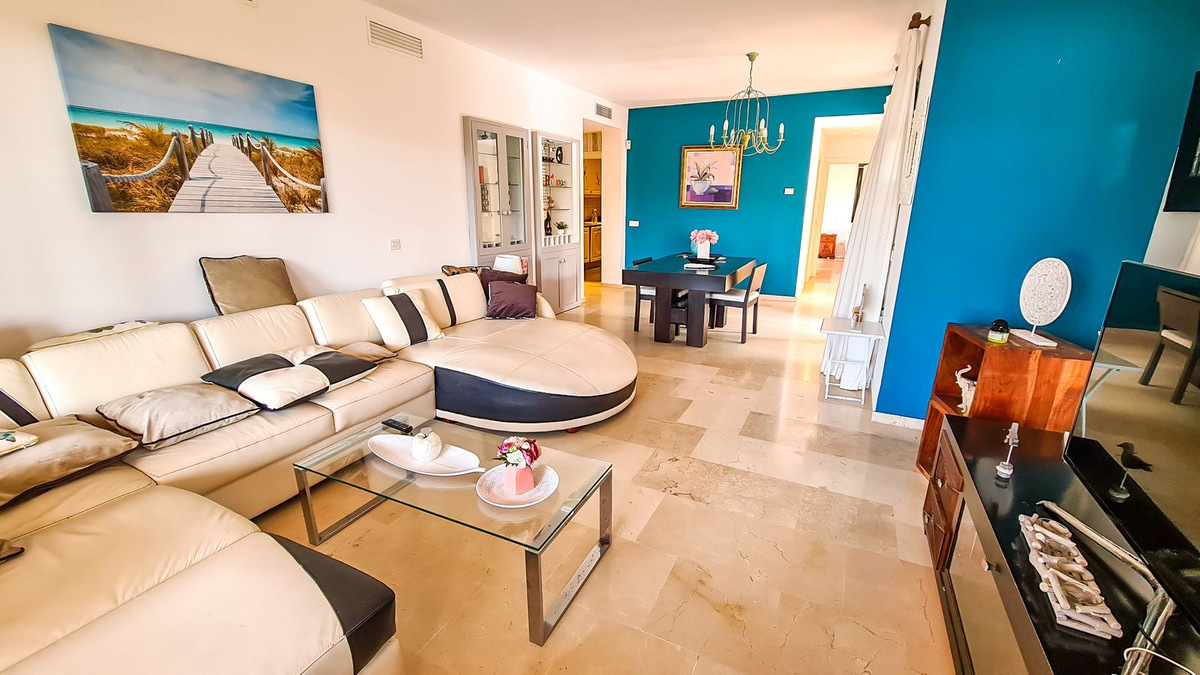 Apartment Ground Floor in Atalaya, Costa del Sol
