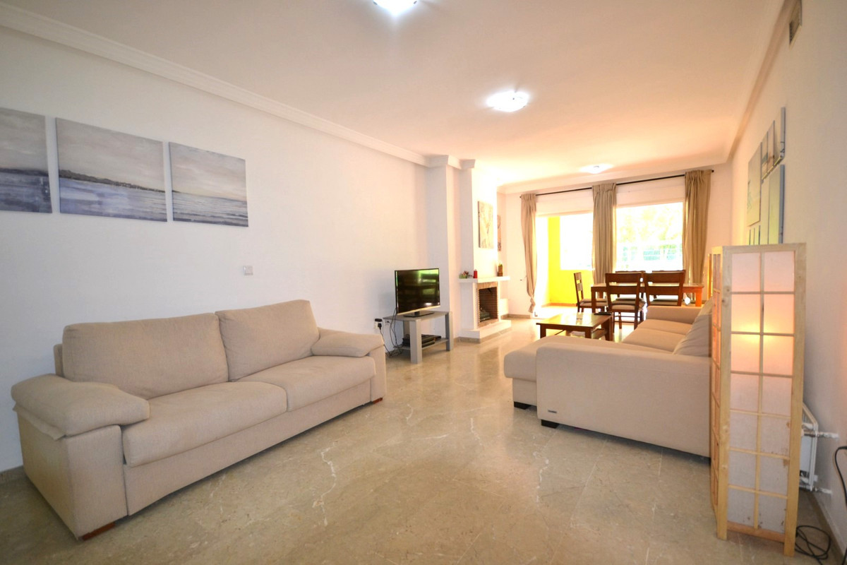 Appartement te koop in Guadalmina Alta R4630744