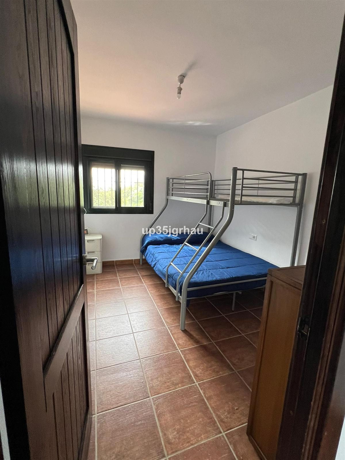 6 Dormitorio Independiente Villa En Venta Estepona
