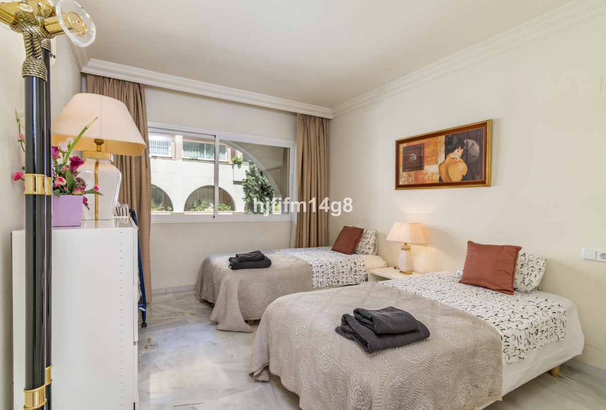 2 Schlafzimmer Mitte Stock Wohnung Zu Verkaufen Nueva Andalucía
