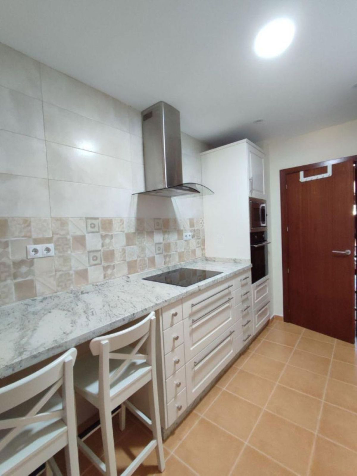 Appartement te koop in Estepona R4553176