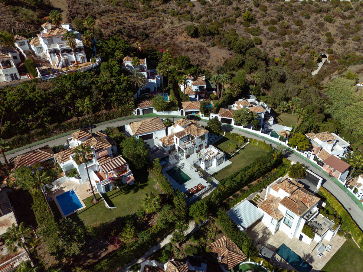 Villa te koop in Nueva Andalucía R4562839
