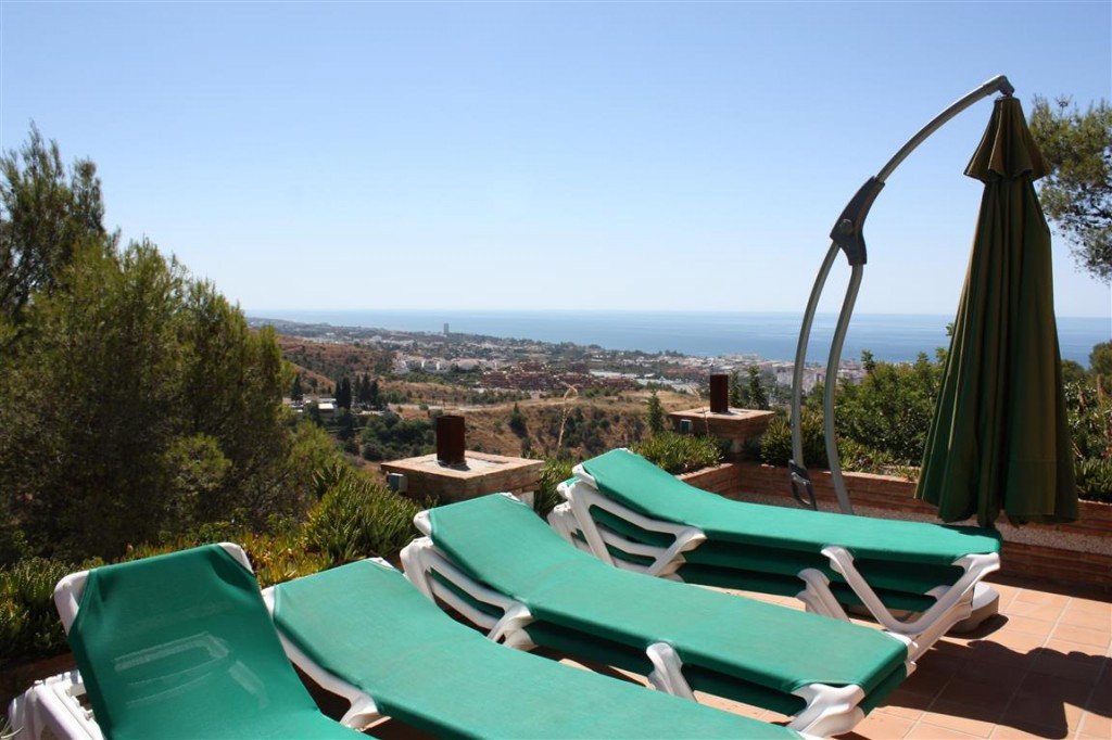 Villa te koop in Marbella R4243780