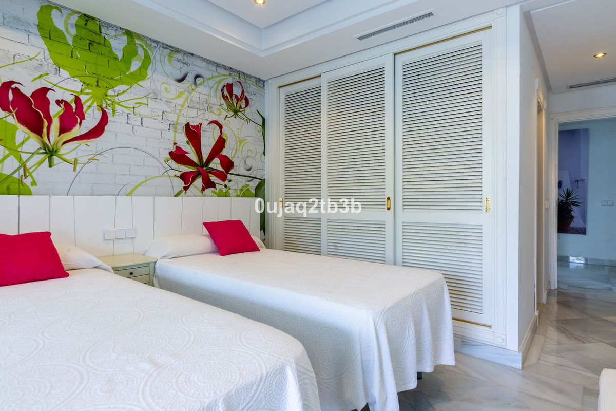Appartement te koop in Marbella R4426597