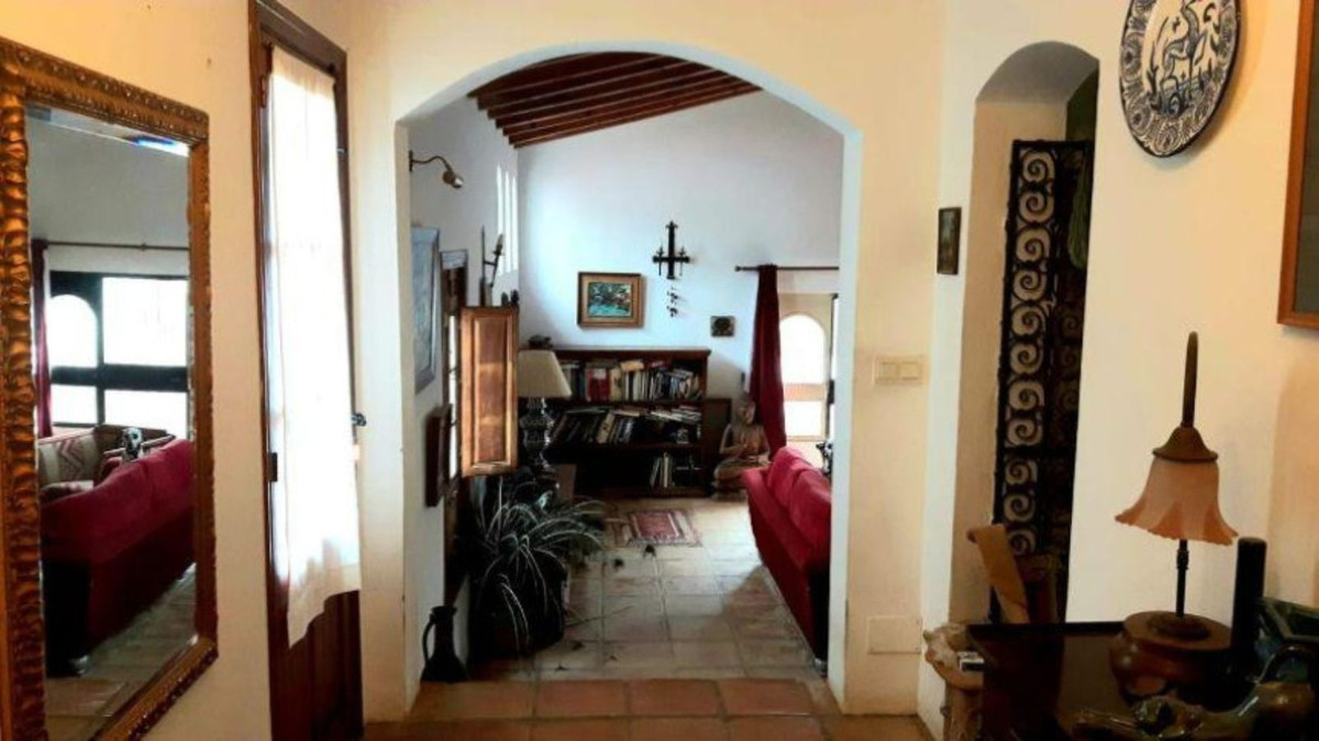 Villa con 4 Dormitorios en Venta Mijas