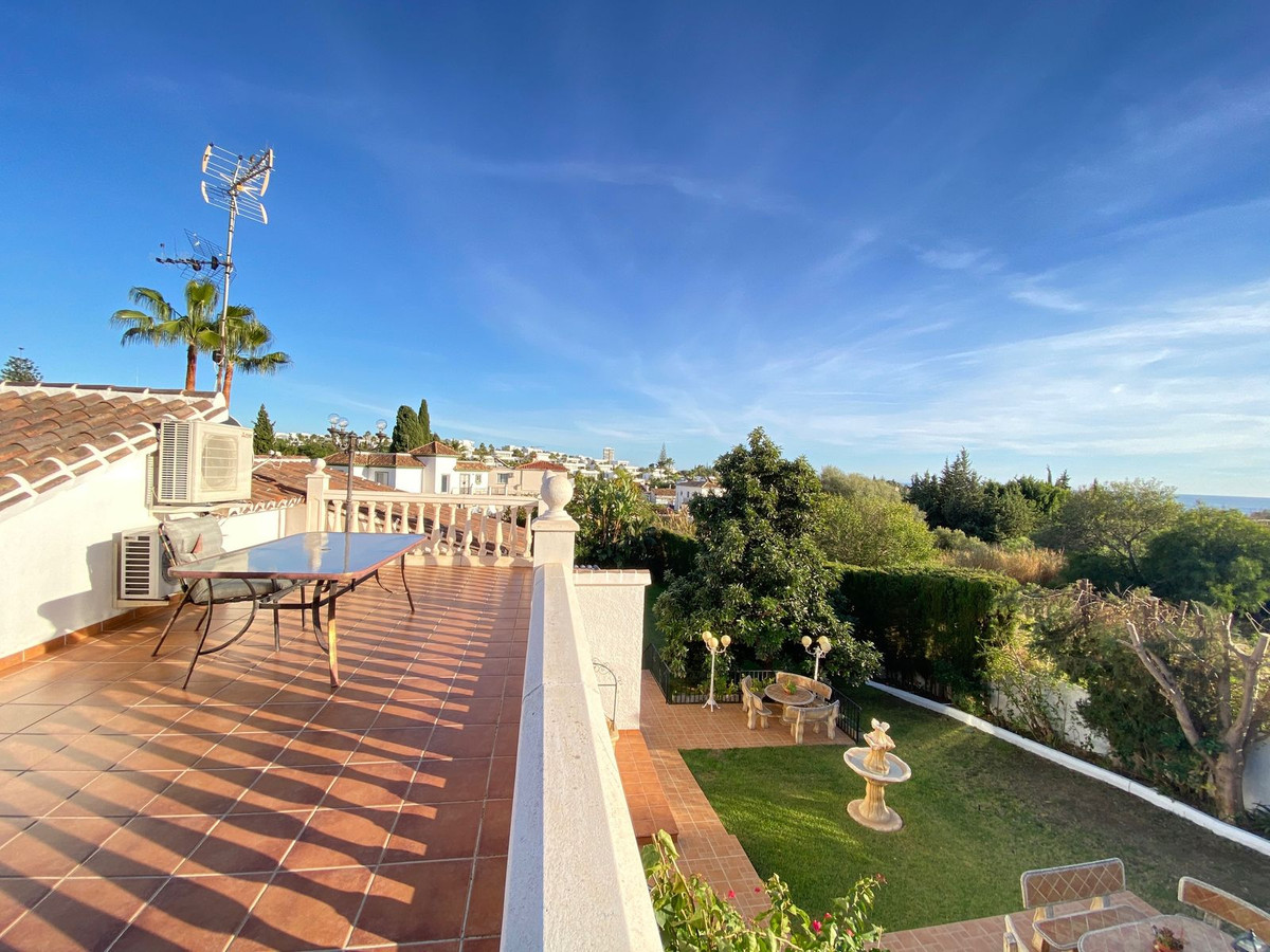 Villa te koop in Marbella R4553383