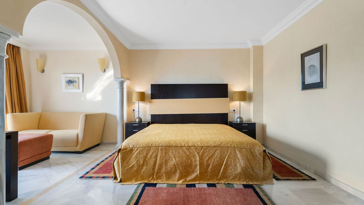 Appartement te koop in Nueva Andalucía R4713301