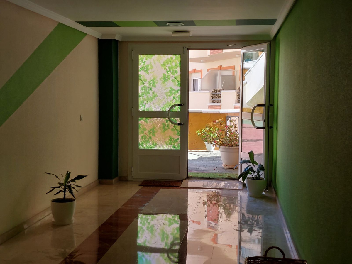 Apartamento con 2 Dormitorios en Venta Benalmadena Costa