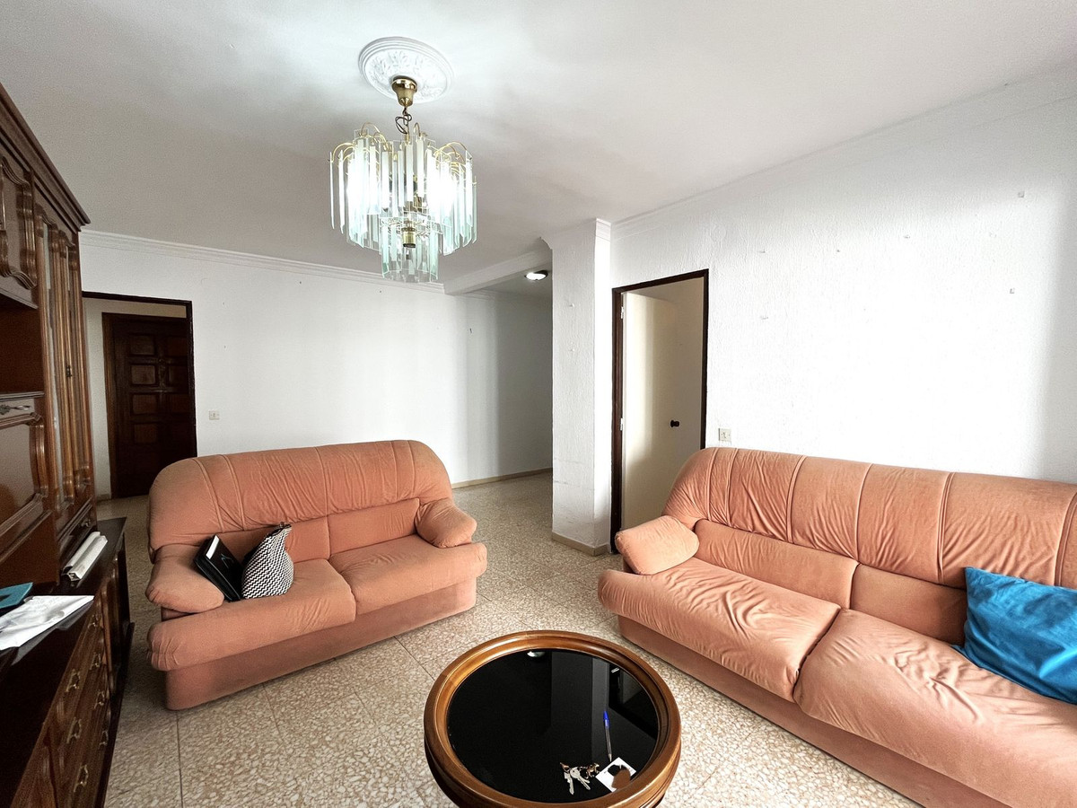 Appartement te koop in Estepona R4678141