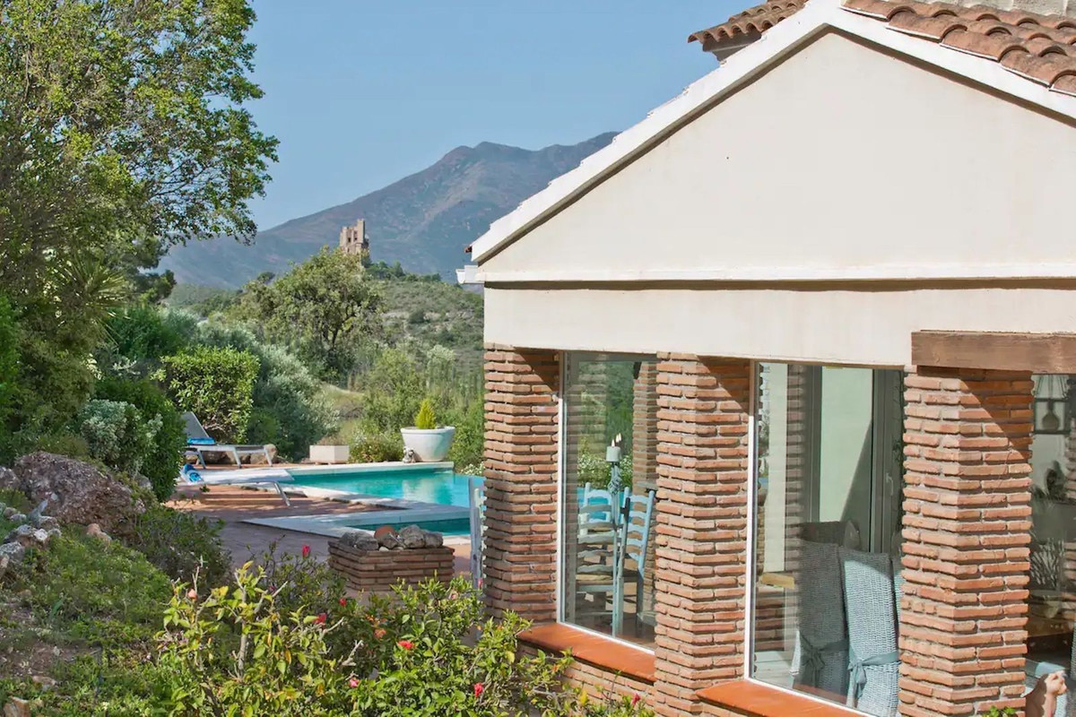 Villa te koop in Alhaurín el Grande R4286203