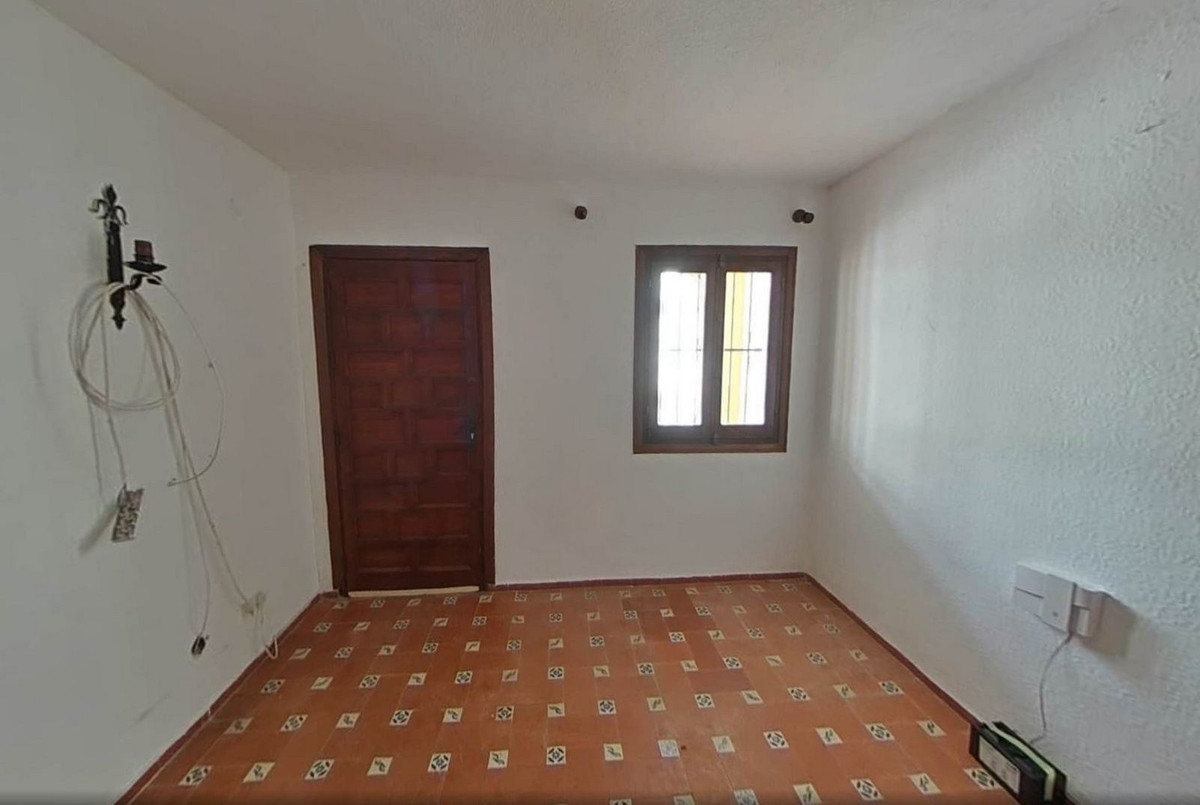Apartamento con 1 Dormitorios en Venta San Luis de Sabinillas