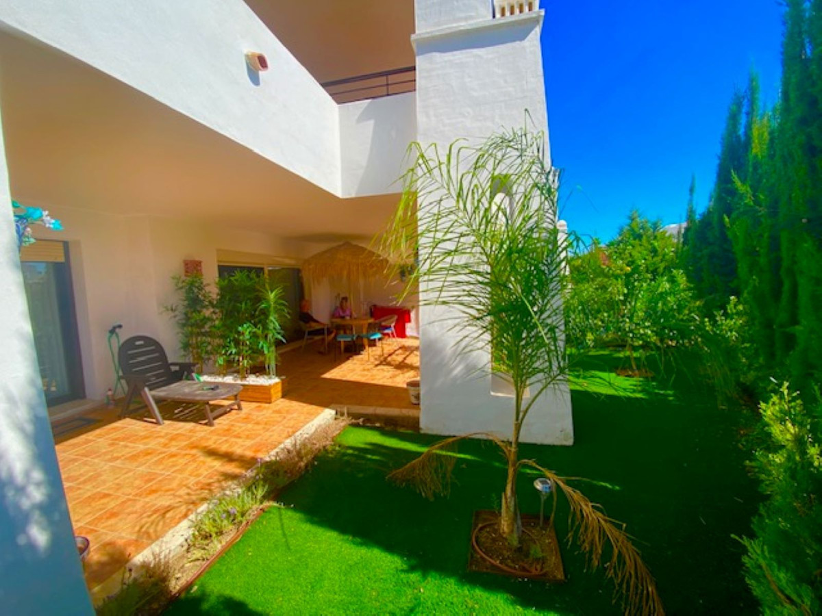 Appartement te koop in Casares Playa R4409698
