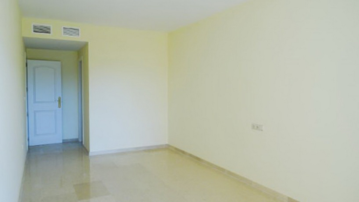 Appartement te koop in Elviria R4711819