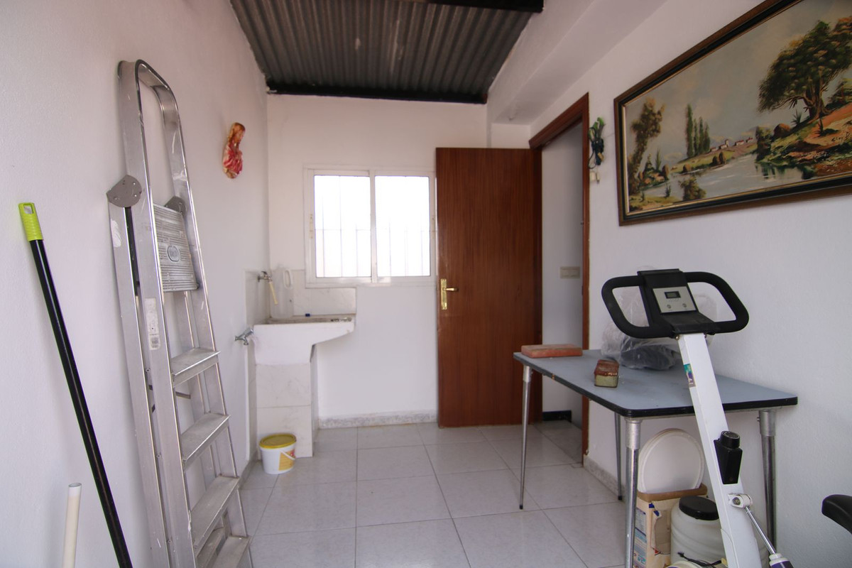 Villa te koop in Coín R4284622
