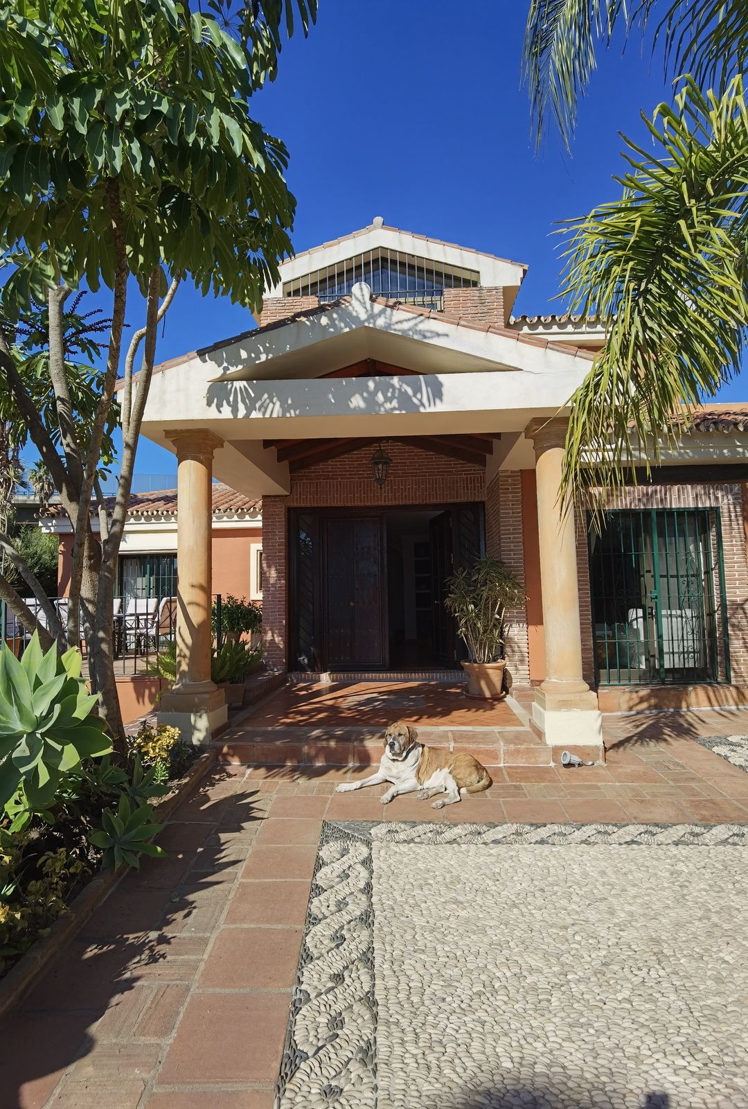 Villa te koop in Nueva Andalucía R4626031