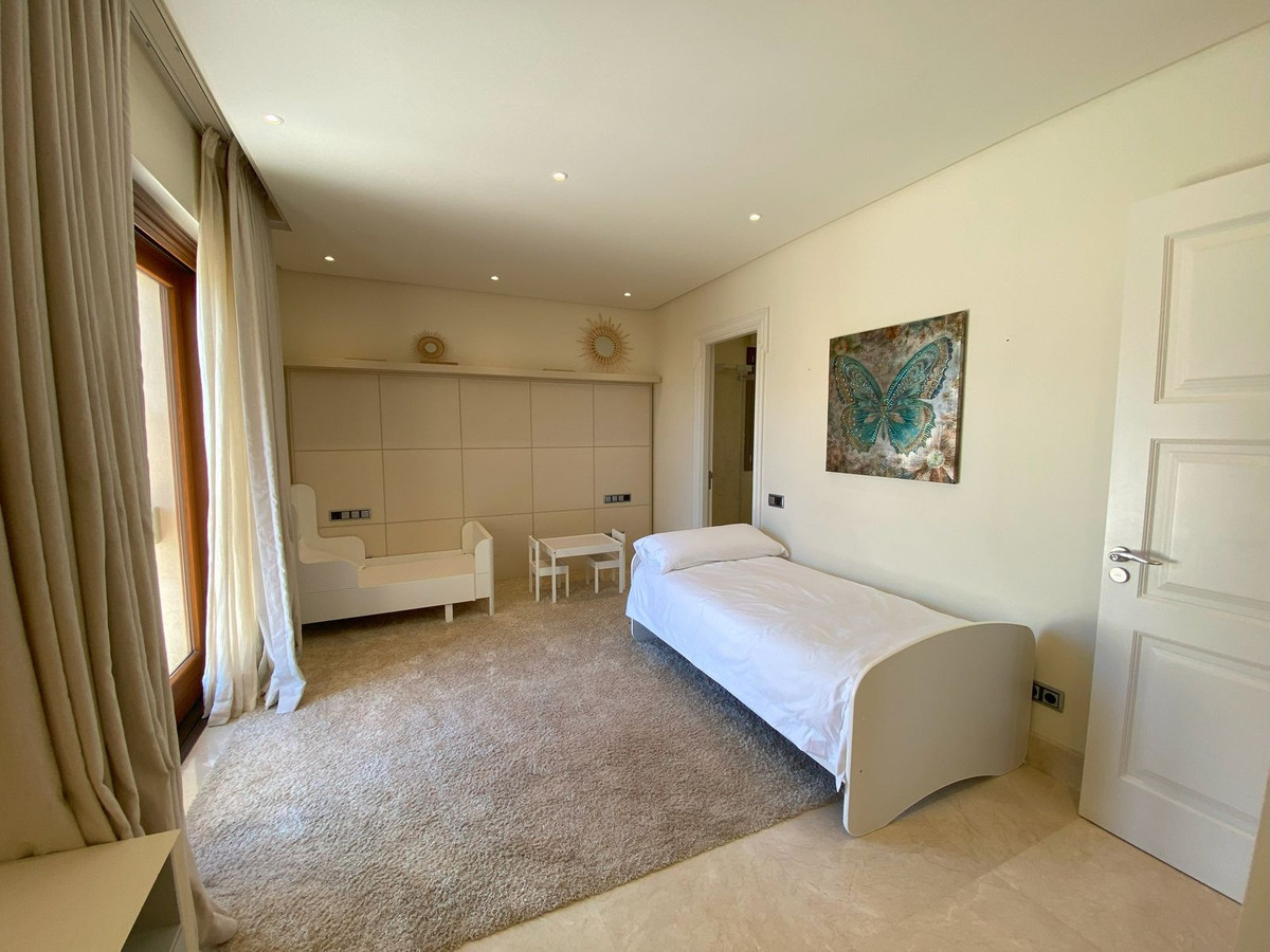 5 Dormitorio Ático Apartamento En Venta Los Monteros