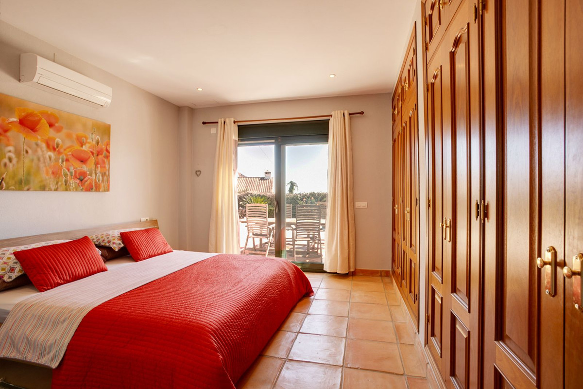 4 Schlafzimmer Freistehende Villa Zu Verkaufen Casares Playa