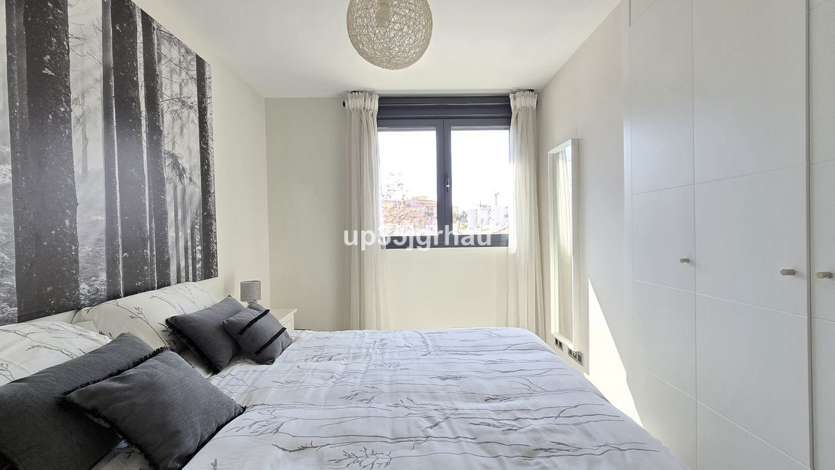 2 Dormitorio Apartamento en venta Estepona