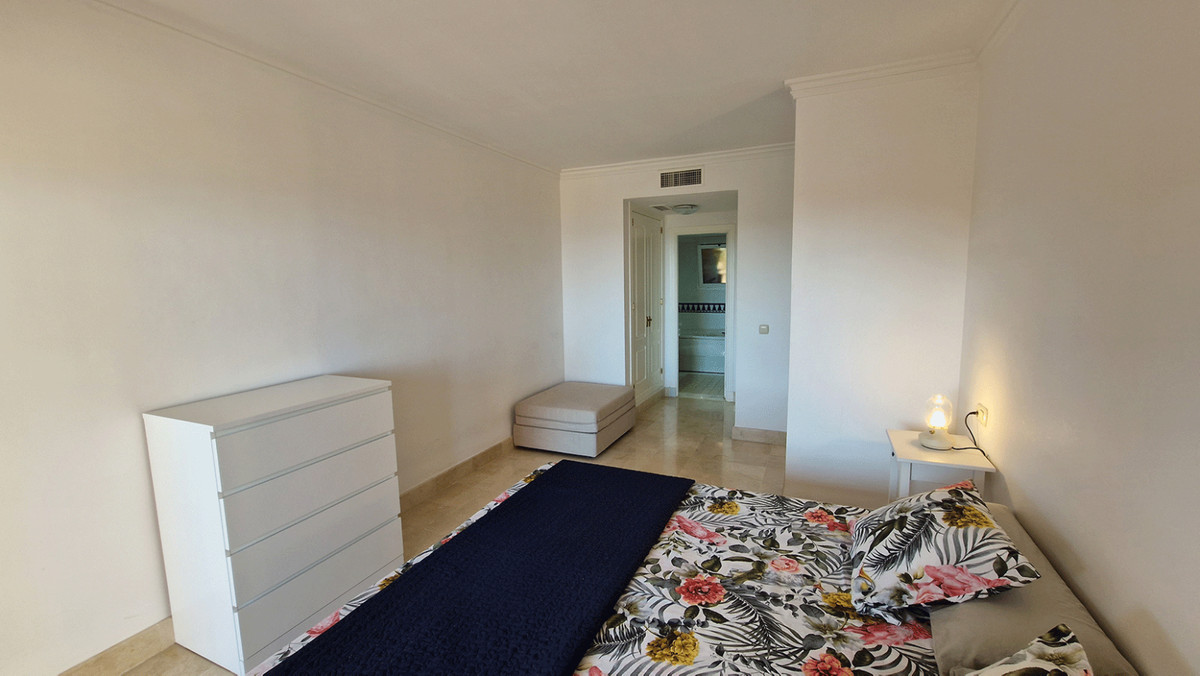 Appartement te koop in Torrequebrada R4705975