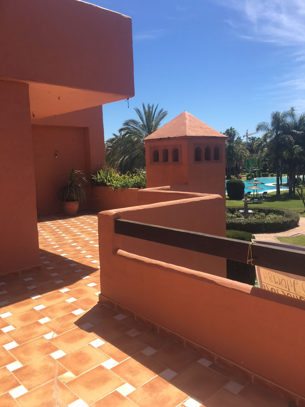 Apartamento Planta Media en Guadalmina Baja, Costa del Sol
