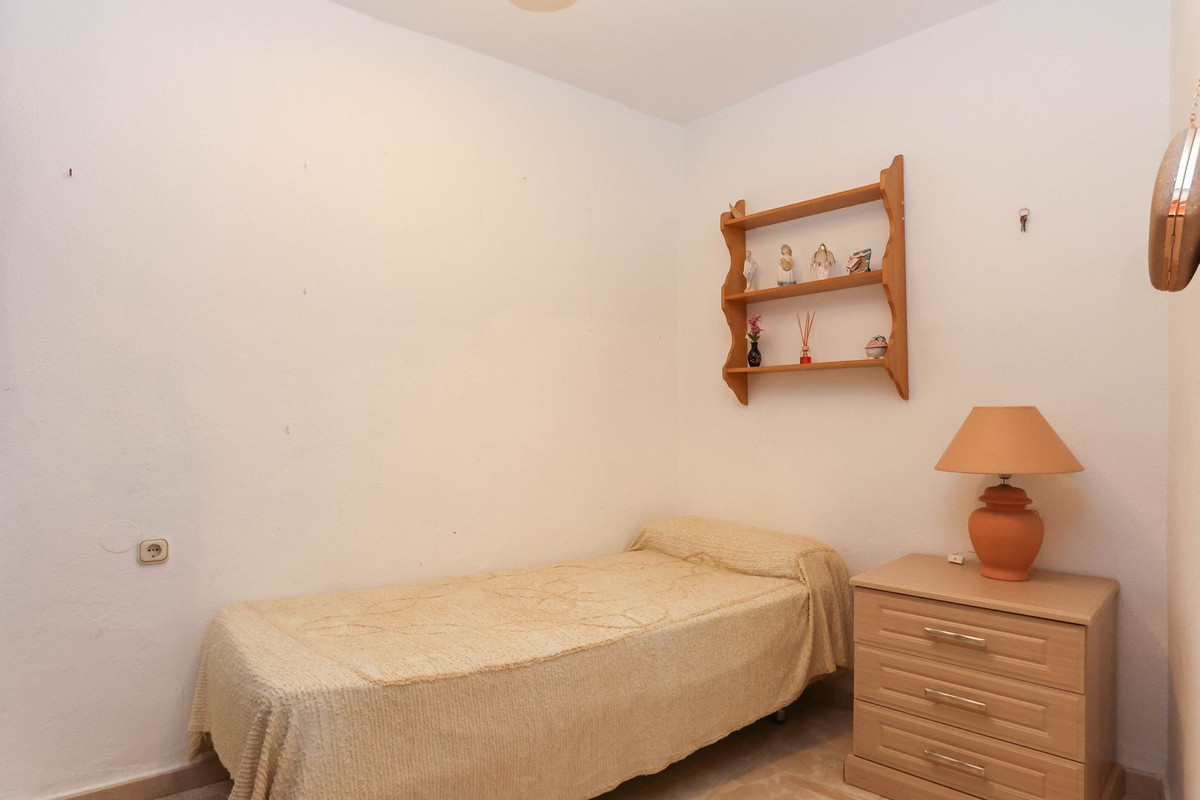 4 Dormitorio Planta Baja Apartamento En Venta Tolox