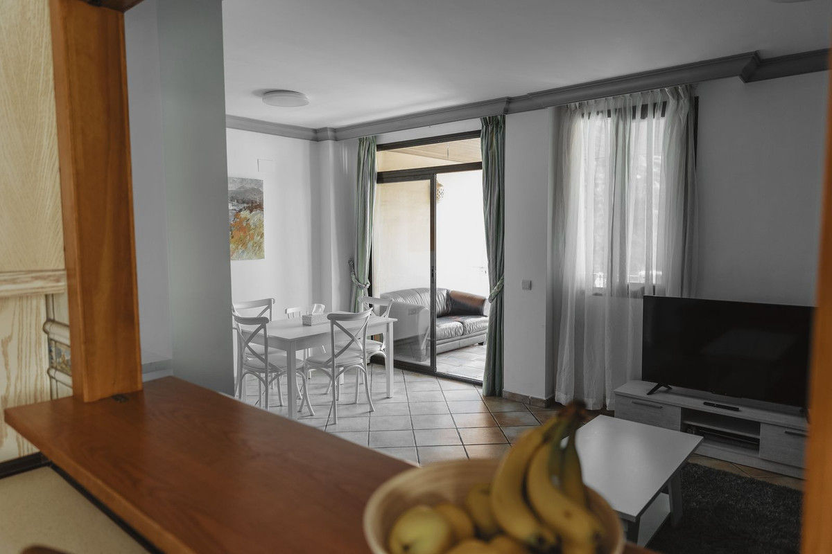 Appartement te koop in Estepona R4406563