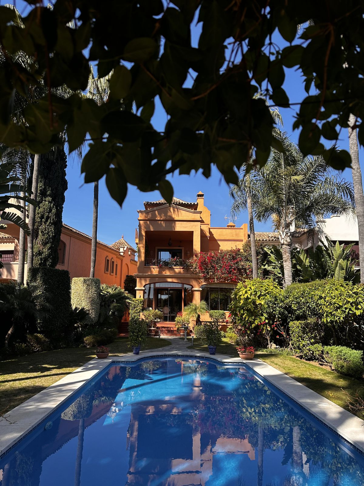 Villa te koop in Puerto Banús R4691023