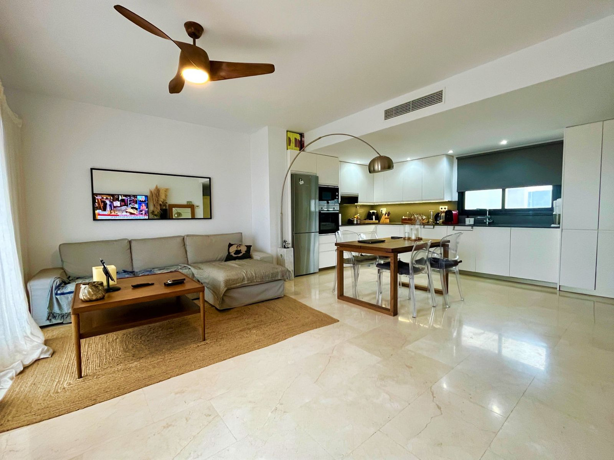 Appartement te koop in Casares Playa R4243054