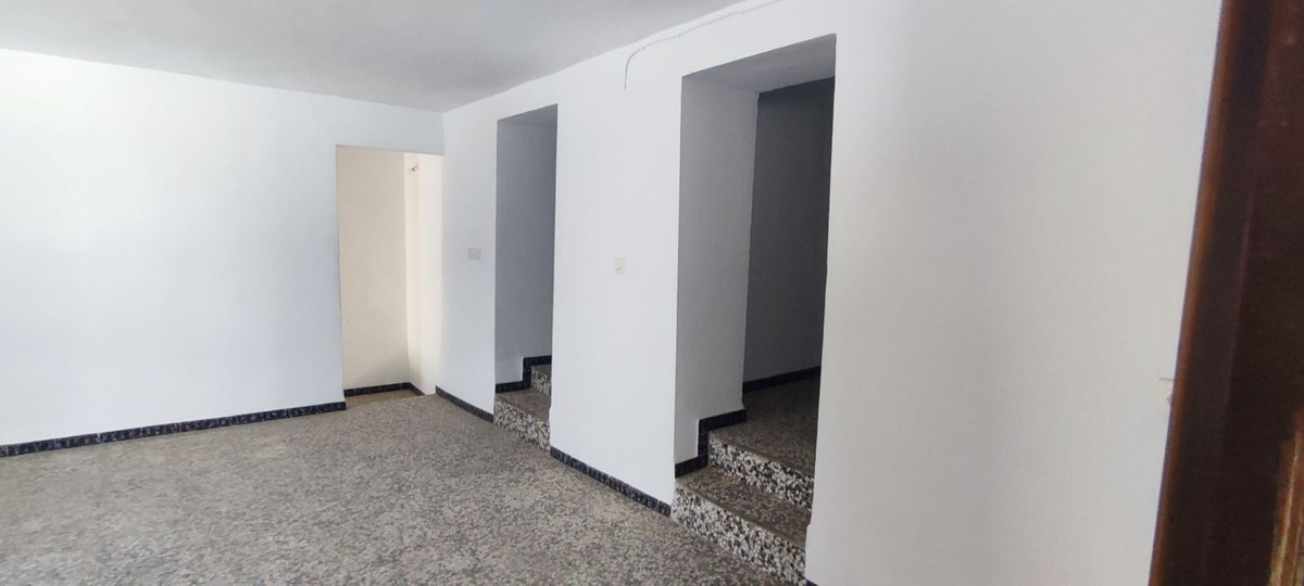 4 Bedroom Semi Detached Villa For Sale Gaucín