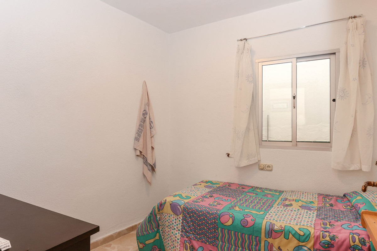 4 Dormitorio Planta Baja Apartamento En Venta Tolox