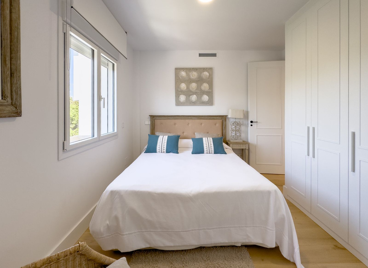5 Bedroom Penthouse Duplex Apartment For Sale Guadalmina Baja