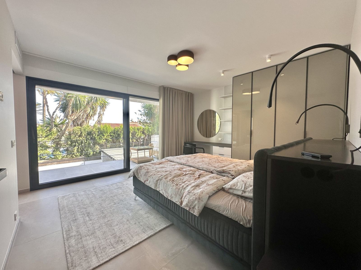 4 Bedroom Detached Villa For Sale Puerto Banús