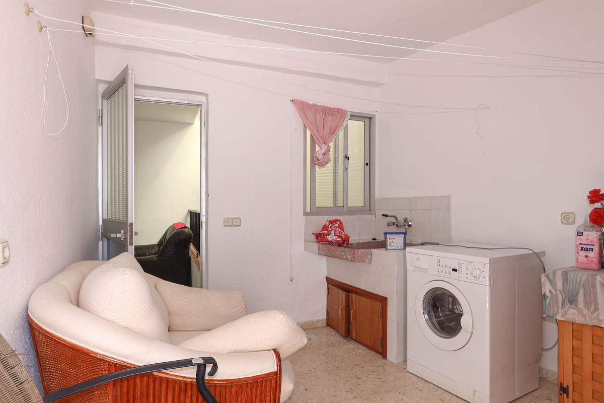 Appartement te koop in Tolox R4310524