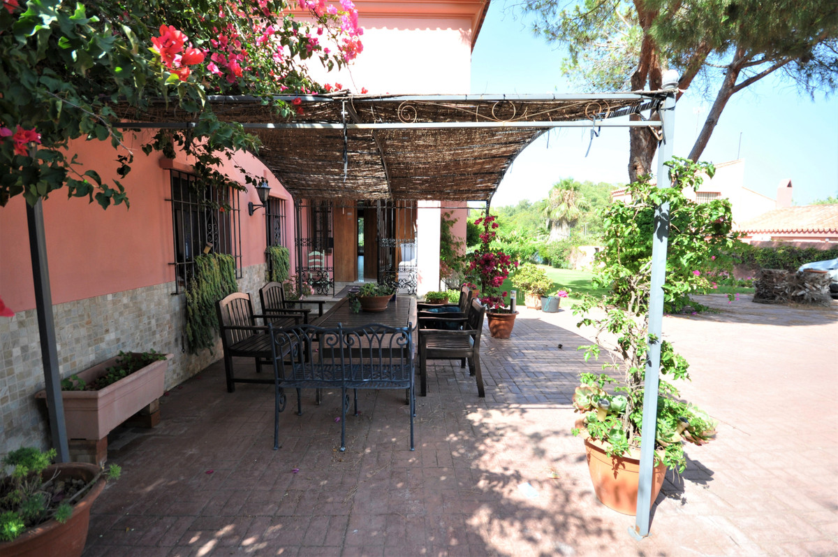 Villa te koop in Casares Playa R3668675