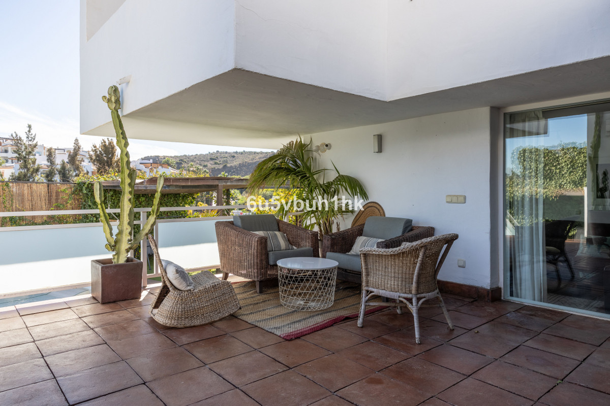 Villa te koop in Cerros del Aguila R4560220