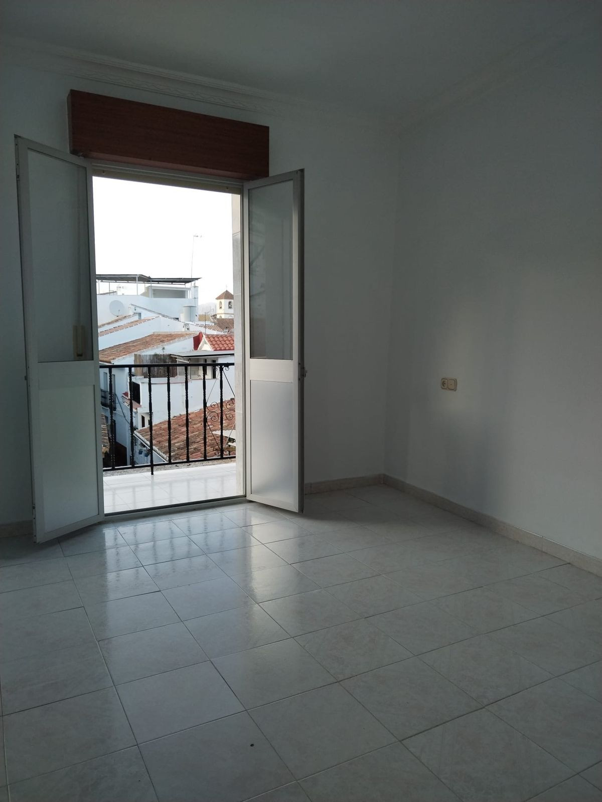 Villa te koop in Guaro R4632808