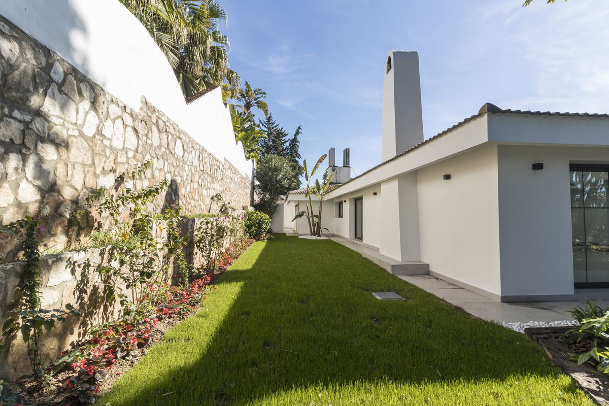 Villa te koop in Marbella R4280950