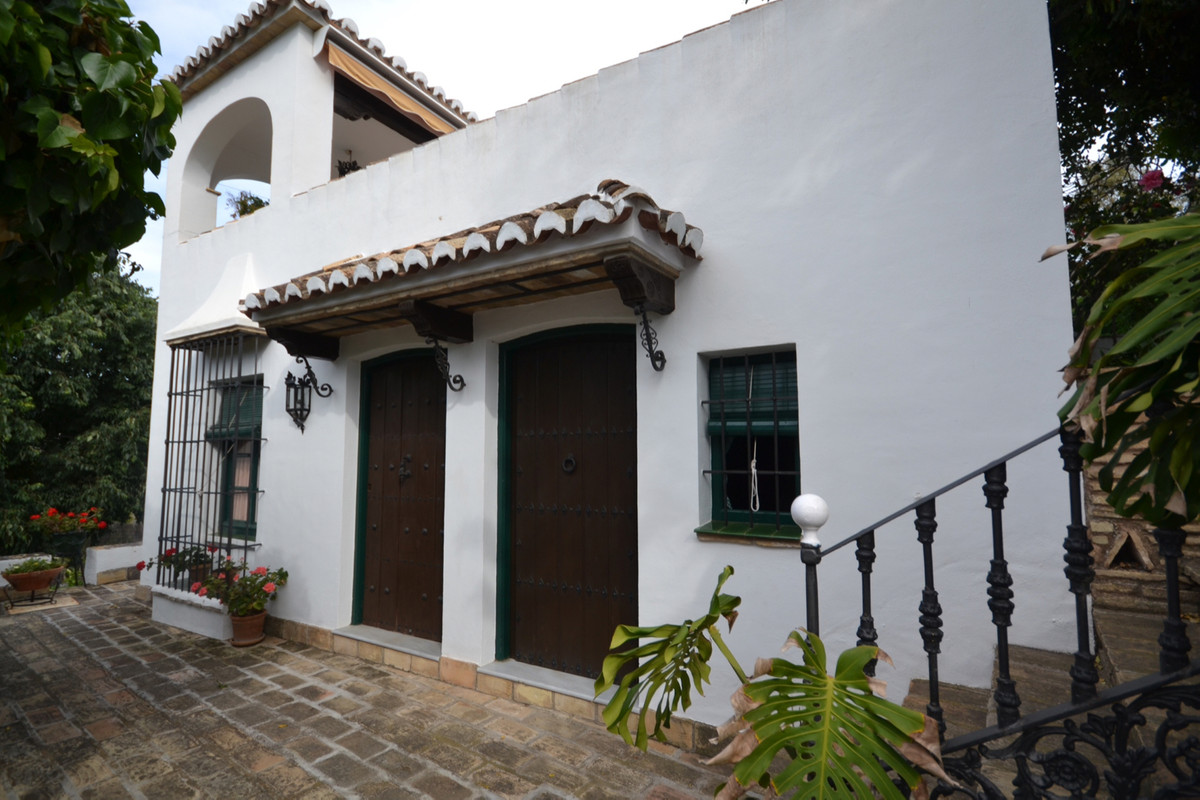 Villa con 5 Dormitorios en Venta Benalmadena Costa