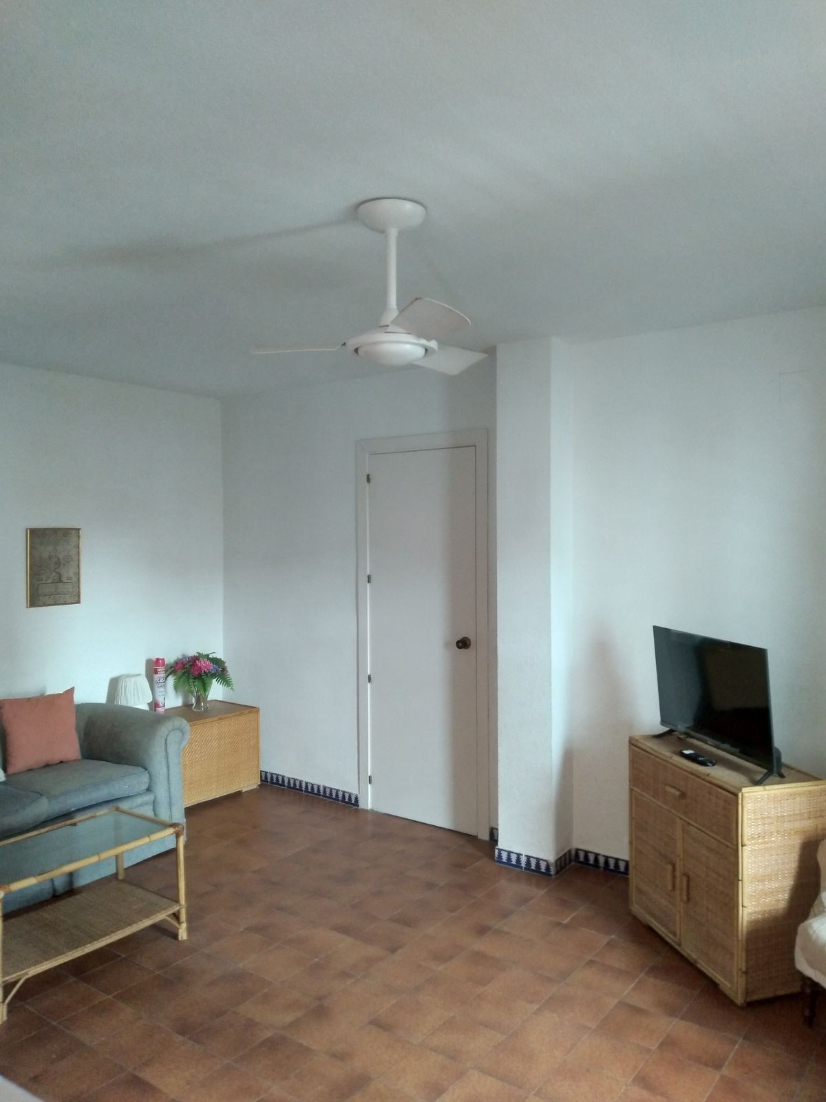 Apartamento con 4 Dormitorios en Venta Manilva