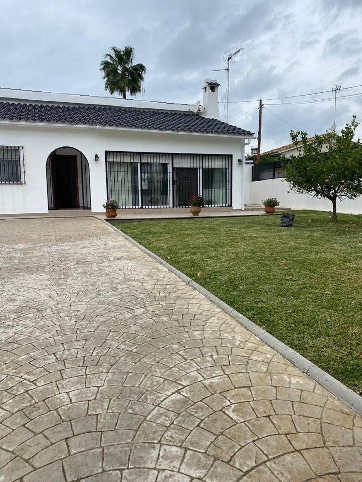Villa te koop in Estepona R4307281