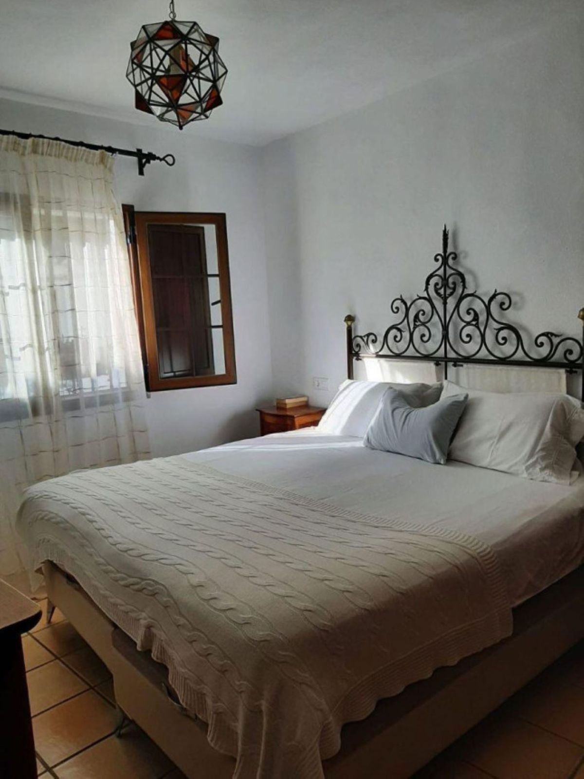 Villa con 2 Dormitorios en Venta Estepona
