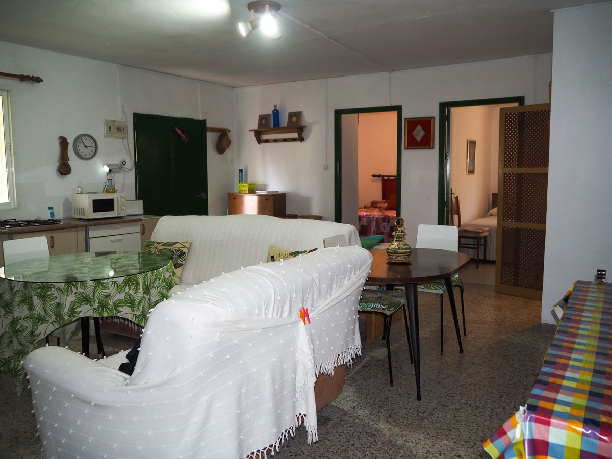 Villa con 2 Dormitorios en Venta Las Chapas