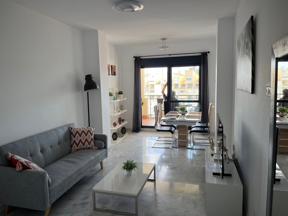 Appartement te koop in Estepona R4567252