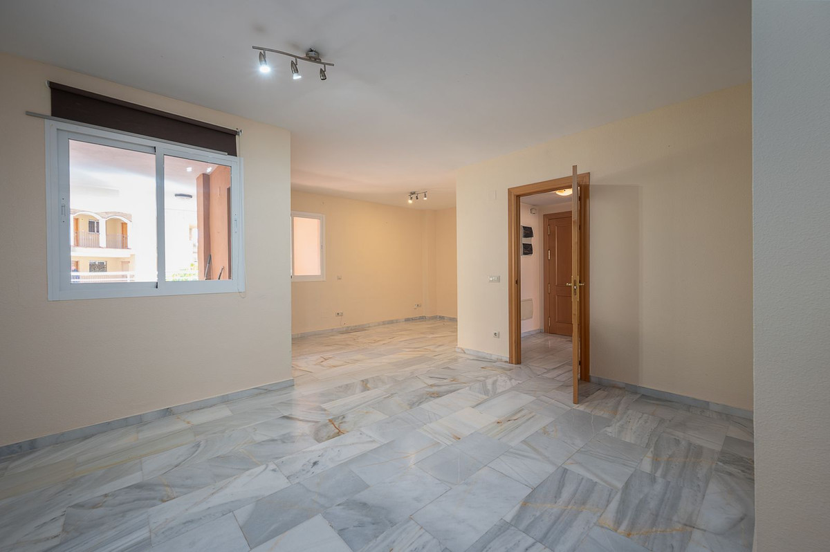 Appartement te koop in Riviera del Sol R4645879