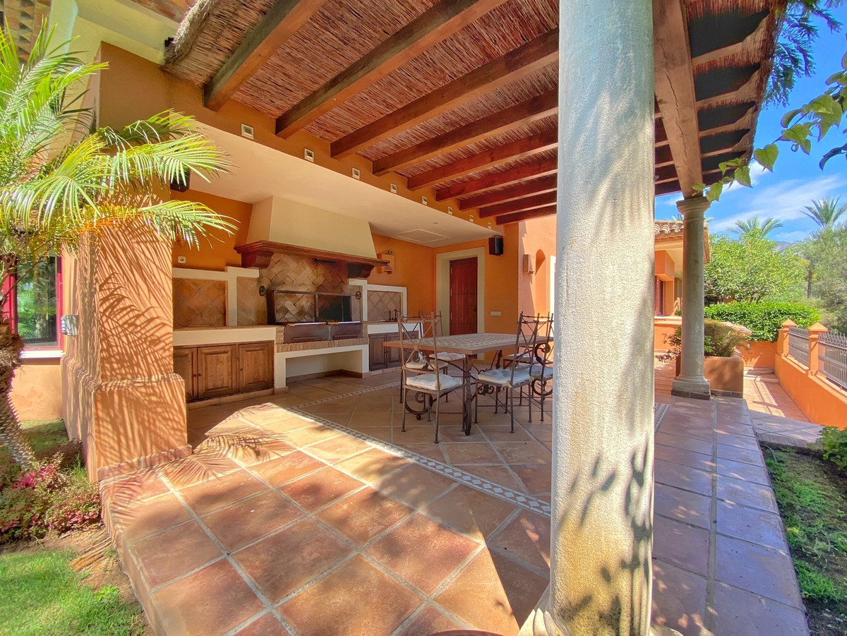 Villa te koop in Sierra Blanca R186162
