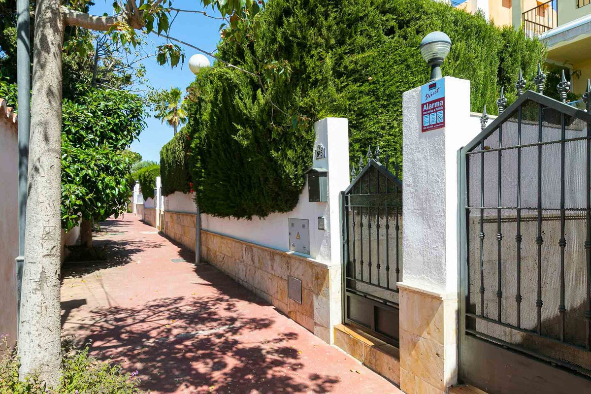 Villa Semi Detached in Costabella, Costa del Sol
