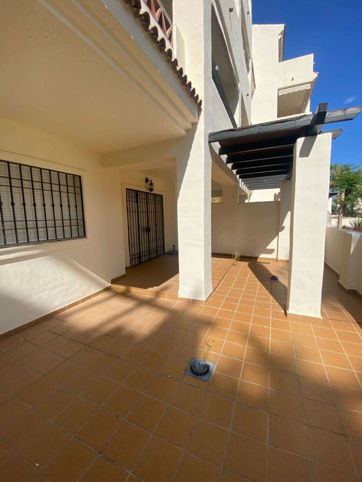 Apartamento Planta Baja en San Luis de Sabinillas, Costa del Sol
