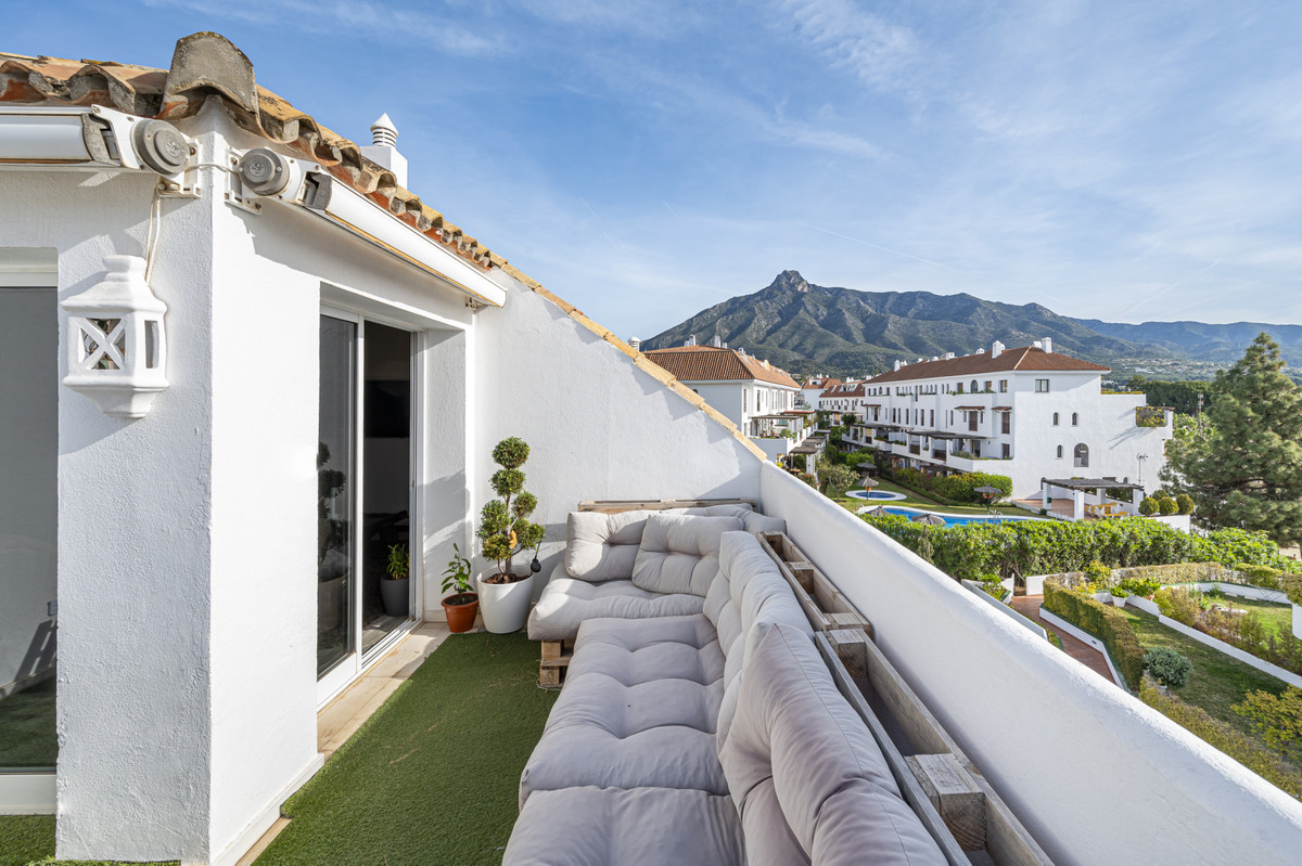 Apartment Penthouse for sale in The Golden Mile, Costa del Sol